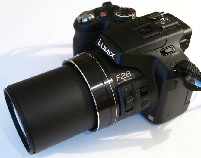 panasonic-lumix-fz200