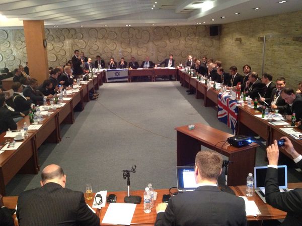 Round_Table_Sreshta
