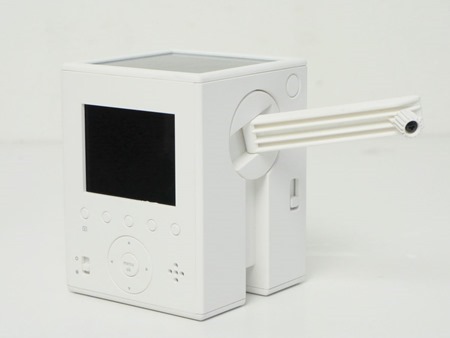 sun-and-cloud-eco-friendly-digital-camera-1