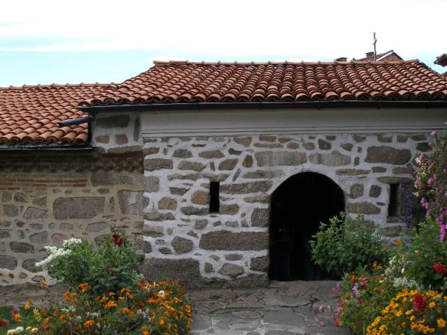 dobarsko-cherkva-porta