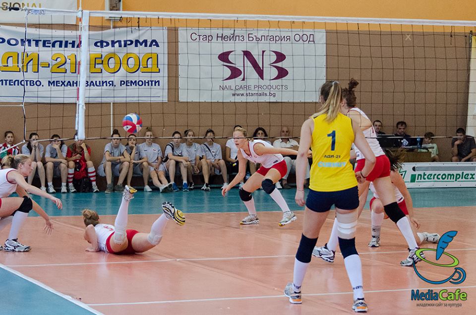 maritza-volleyball2