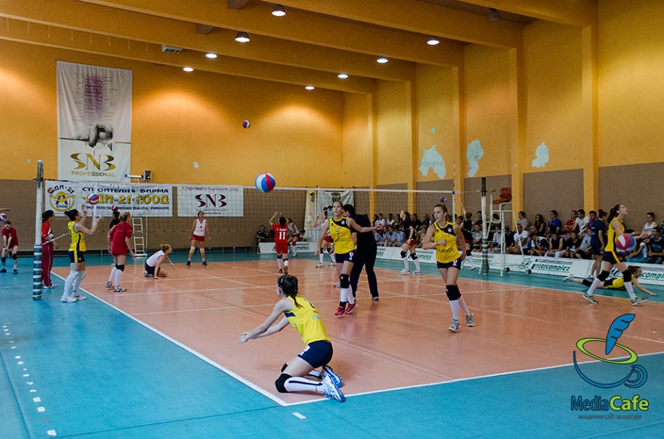 maritza-volleyball4